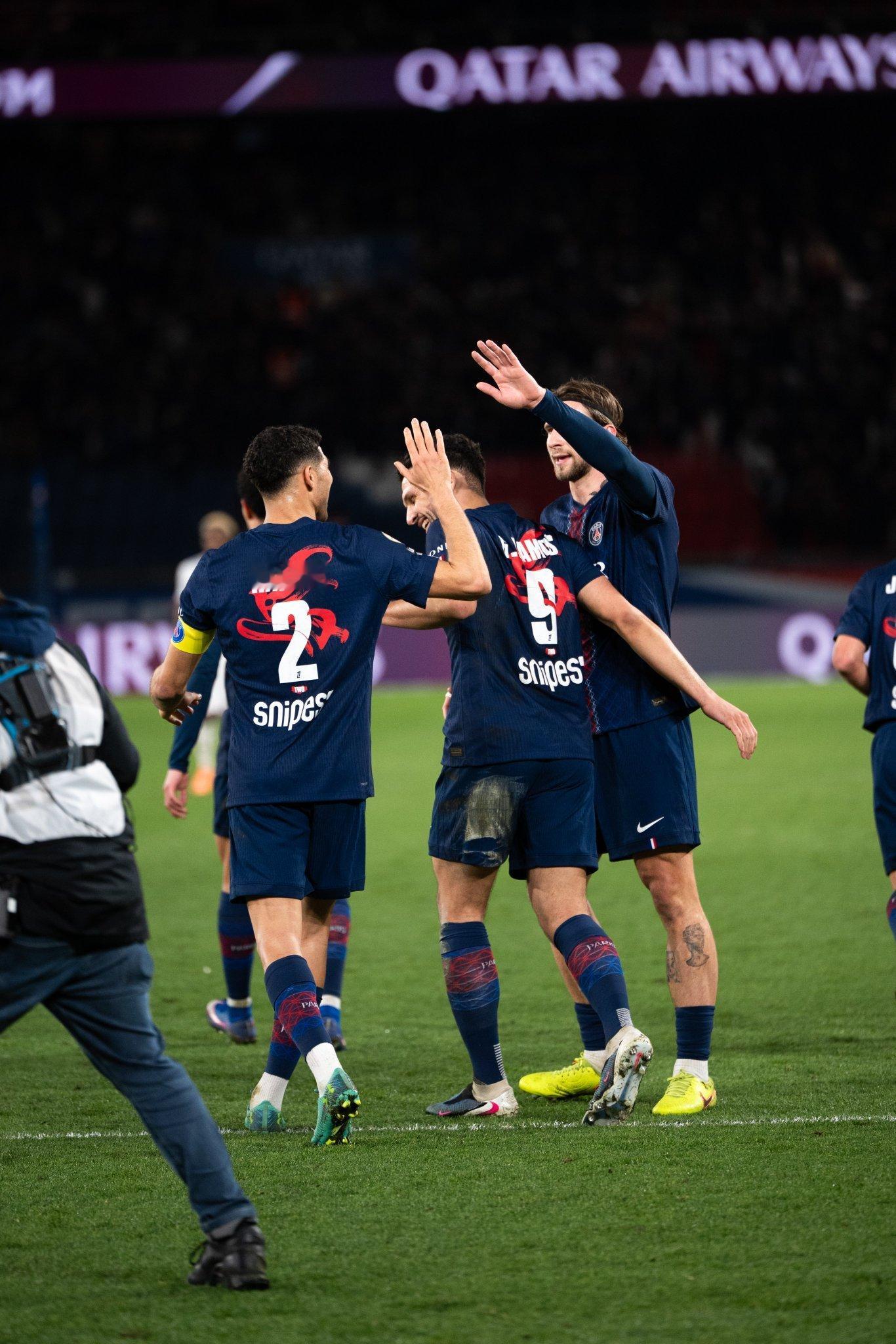 巴黎圣日耳曼  法甲第23轮巴黎圣日耳曼主场3-0轻取梅斯，杜埃闪击、巴尔科拉头