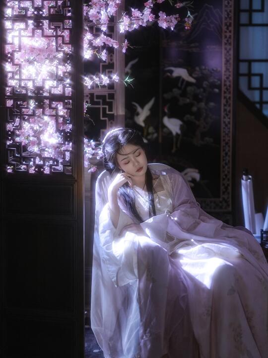 “春知晓梦不觉”｜把春景搬进室内