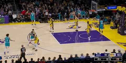 三球，射程太远了 