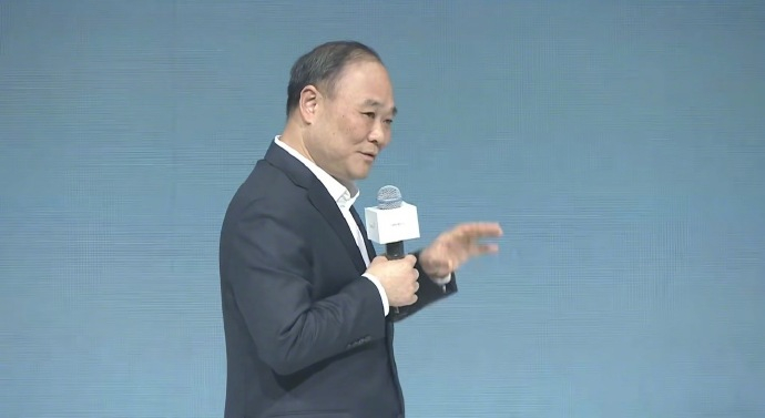 李书福称五星只是安全的门槛 以前总觉得“五星只是安全门槛”像句空洞口号，直到听了