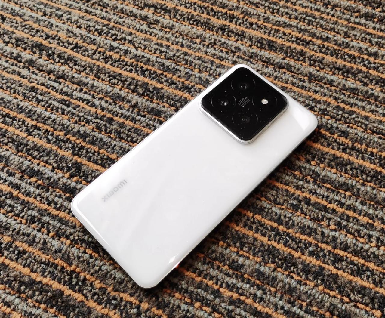 小米14Pro手机遇到了第一个BUG：有个电话打进来，我直接拒接，结果系统长时间