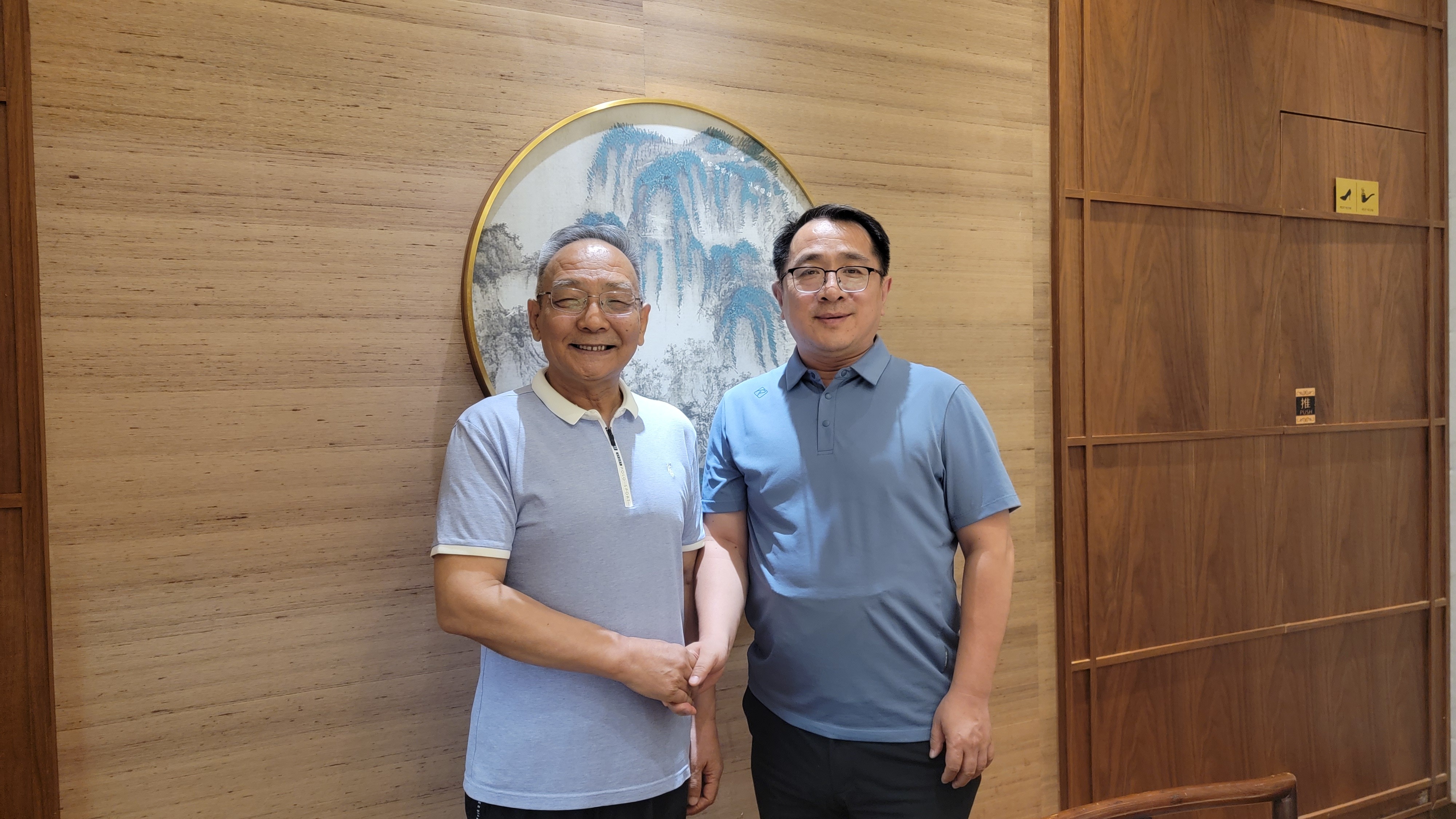 引经药歌诀 十二经补泻温凉引经药歌 心经问君何药补心经，远志山药共麦冬，枣仁当归