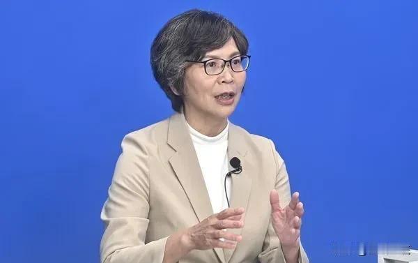 蔡壁如轰黄珊珊“无担当”：应负政治责任

蔡壁如15日在政论节目中提到，李文宗在