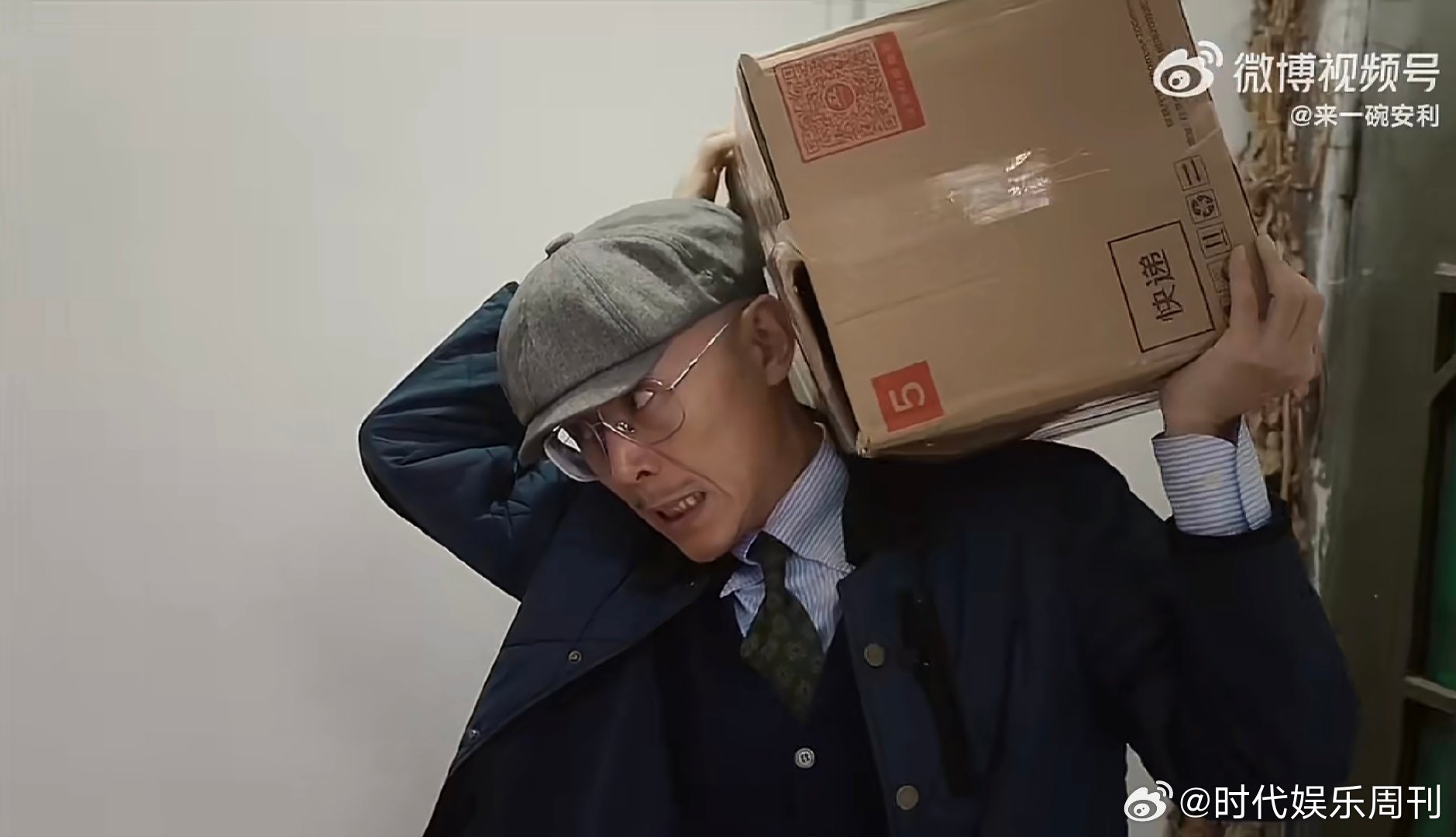 大冰让赶路的人心里有了光大冰与小孩的十年之约平凡日子里的善意最动人，赶路的普通人