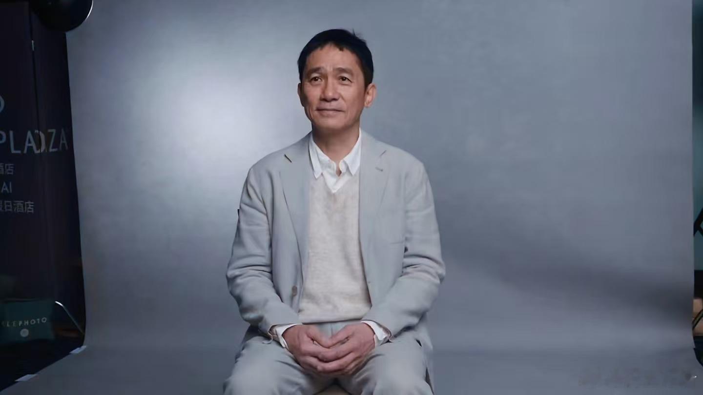 机器人手机首支大片全明星阵容光影盛宴启幕，星光联袂登场！机器人手机首支大片集结超