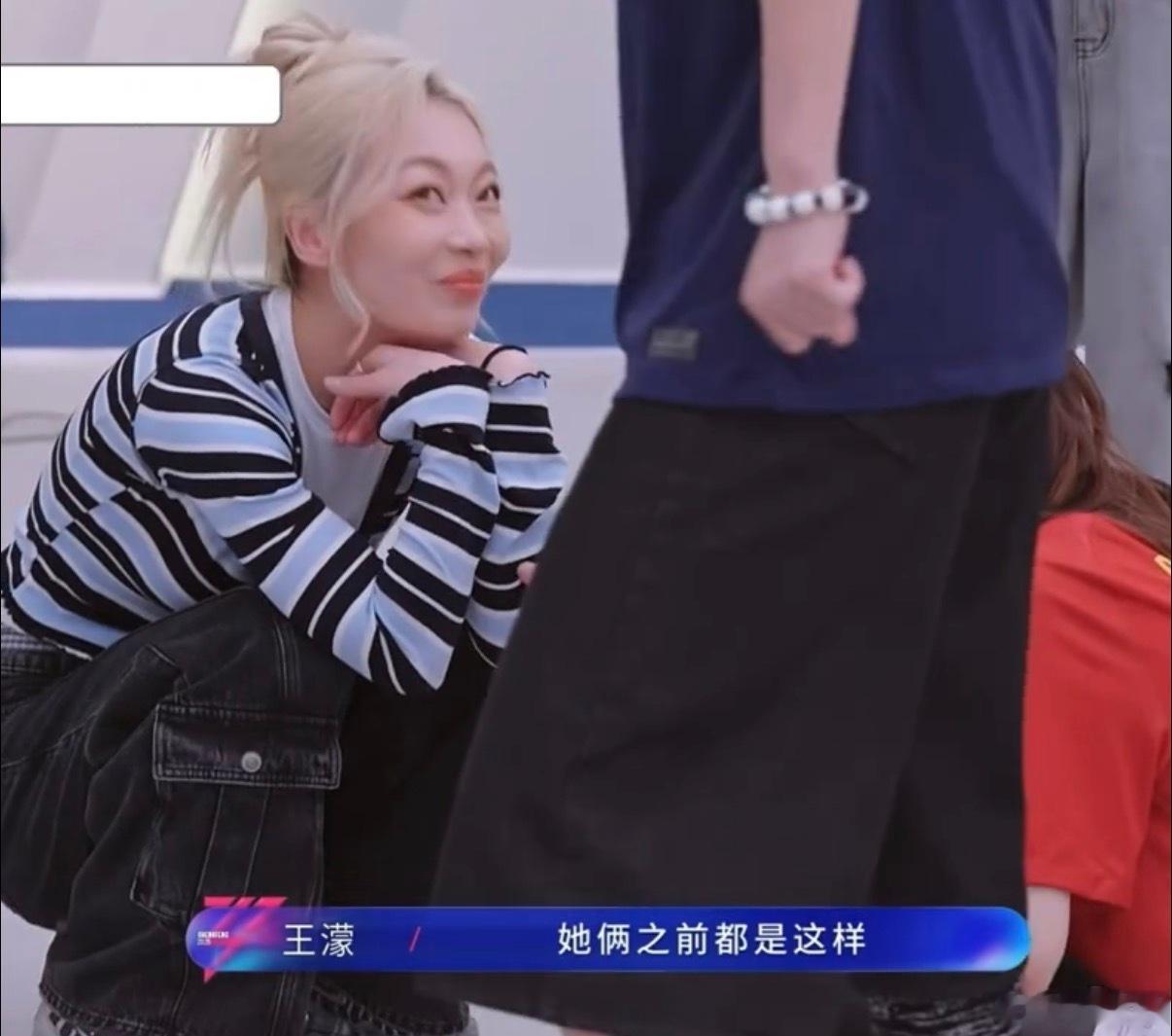 王濛小学生式告状 《乘风2026》王濛告状这段绝了！和李小冉聊舞蹈动作跟拌嘴似的