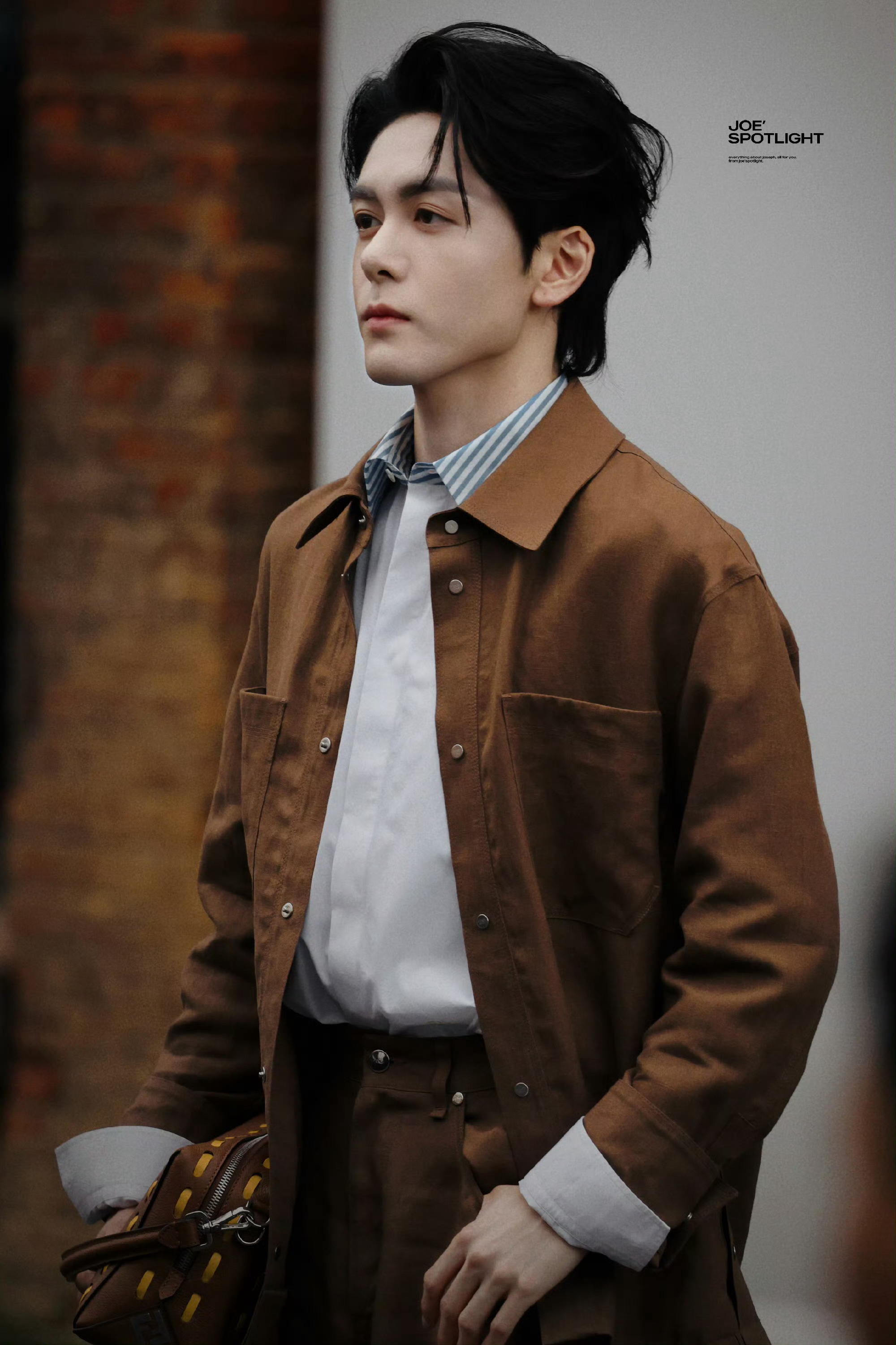 曾舜晞就这样帅帅的走错了路曾舜晞这是第几次走错了帅气与迷糊并存，走错路的小插曲让