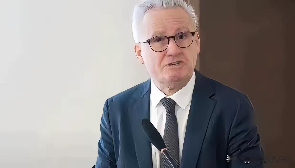 德国教授一句话，点破日本侵华灭绝人性的罪恶本质
 
　　一位德国教授在北京的论坛