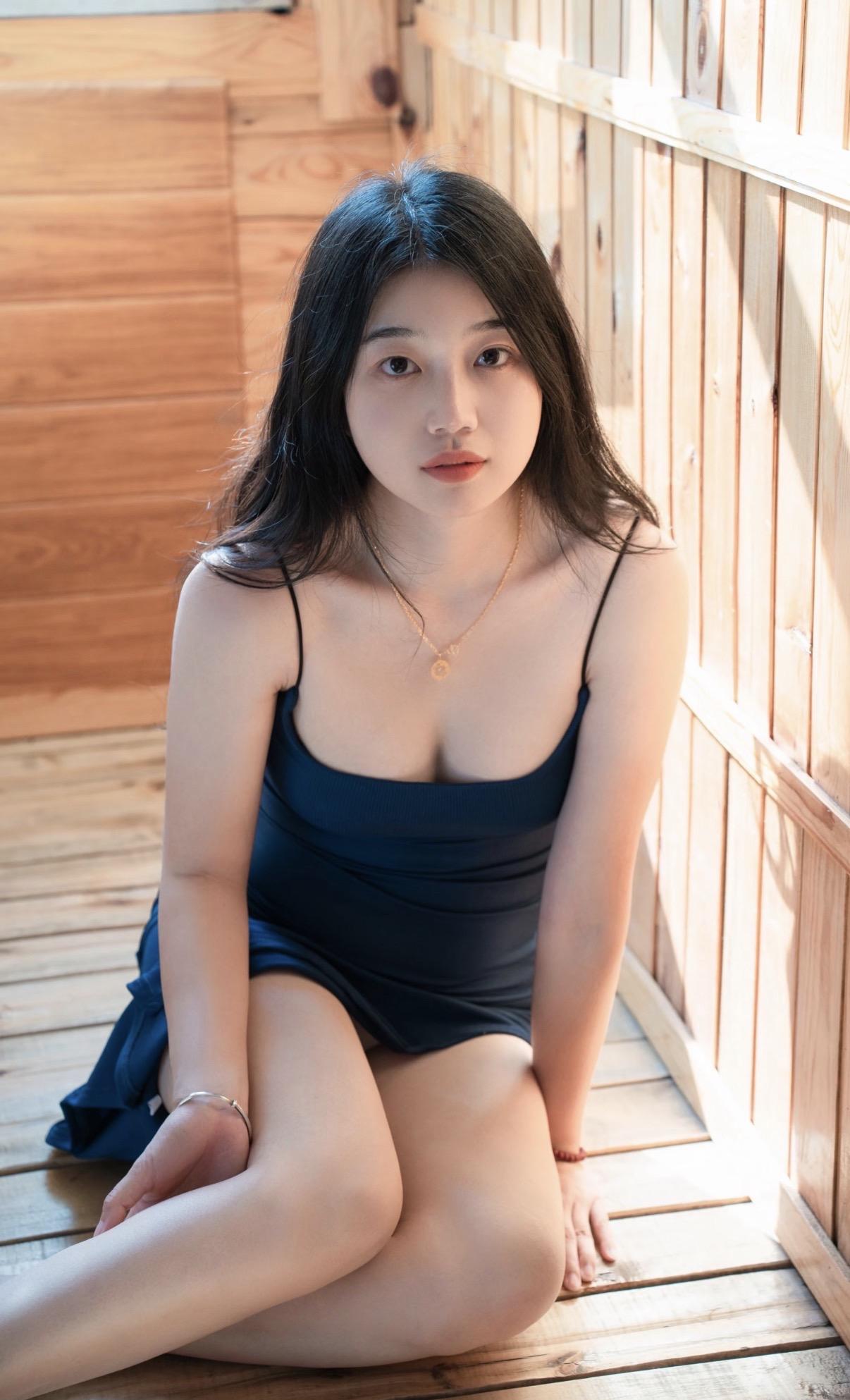 小性感 温泉氛围感 夏日慵懒感look 温泉拍照 纯欲感拍照姿势