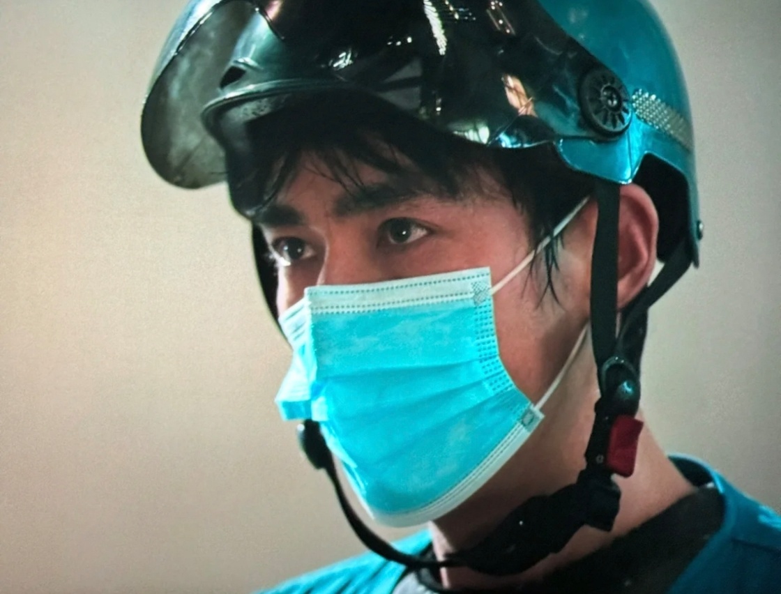 演技和颜值都夯爆了！朱一龙惊蛰无声