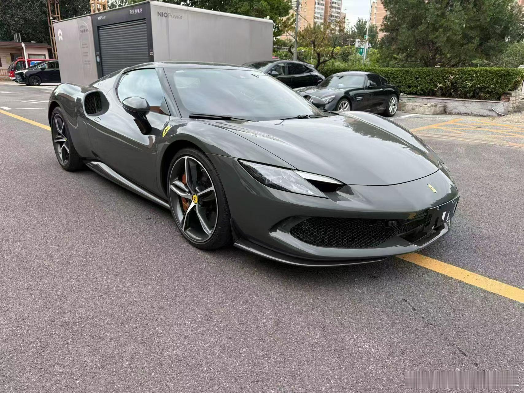 法拉利296 GTB24年上牌5000多公里原厂水泥灰 迪通拿赛道座椅 ​​​