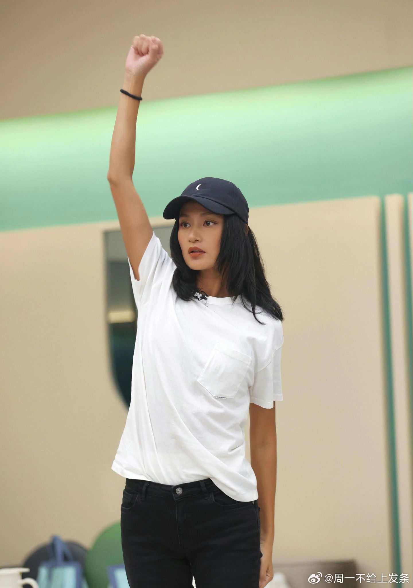 瞿颖重回乘风了欢迎回家！瞿颖以浪花代表团成员身份助阵乘风2026，分享经验与高光