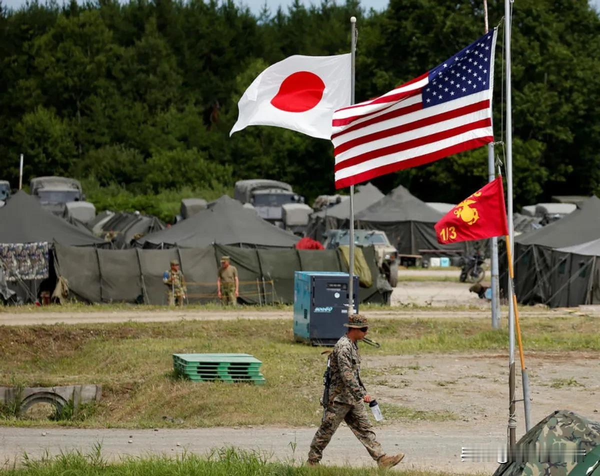 最近国际军事动态有点热闹。10月7日至11日，日本航空自卫队和菲律宾空军在宿务搞