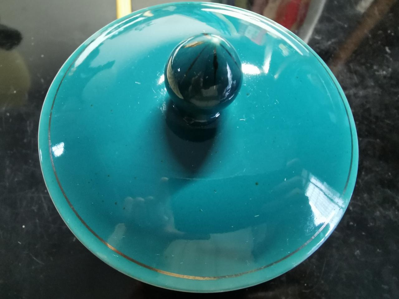 七、八十年代的唐山瓷、宣化一瓷厂

​那时碟子是草绳捆绑一副20只，日杂店里贩卖