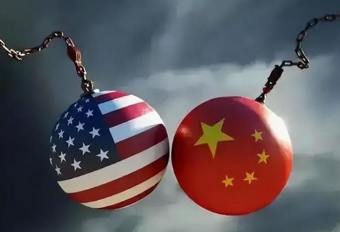 不知道大家有没有发现，这次特朗普访华期间说话做事都小心翼翼的？以前那个动不动就拍