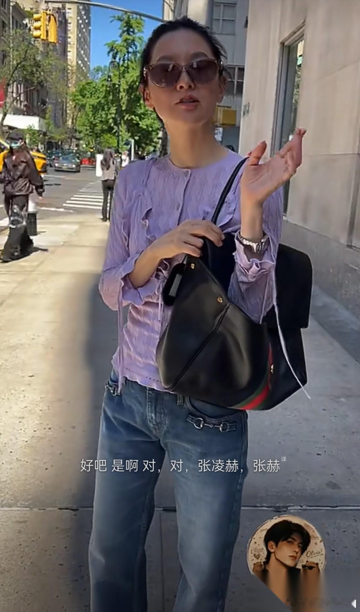 李英爱问粉丝“张凌赫很有名吗？”，张凌赫出席Gucci纽约大秀和李英爱同框，之后