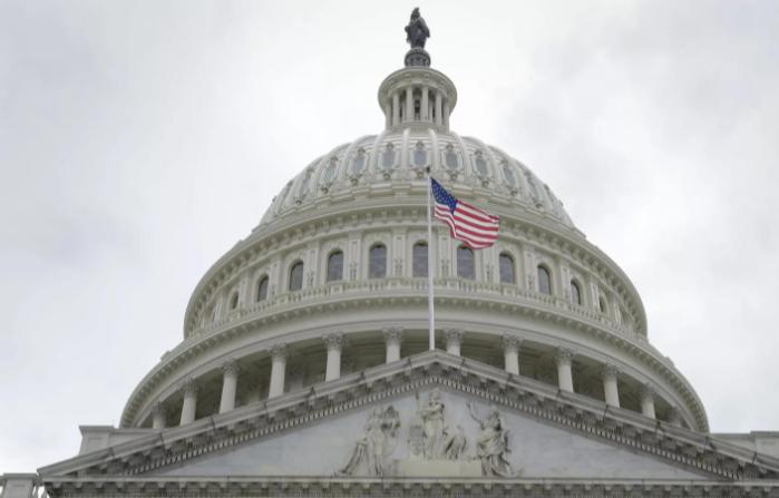 特朗普笑不出来了！美国史上最严重的经济衰退，马上就要全面爆发！联邦国债已经狂飙至