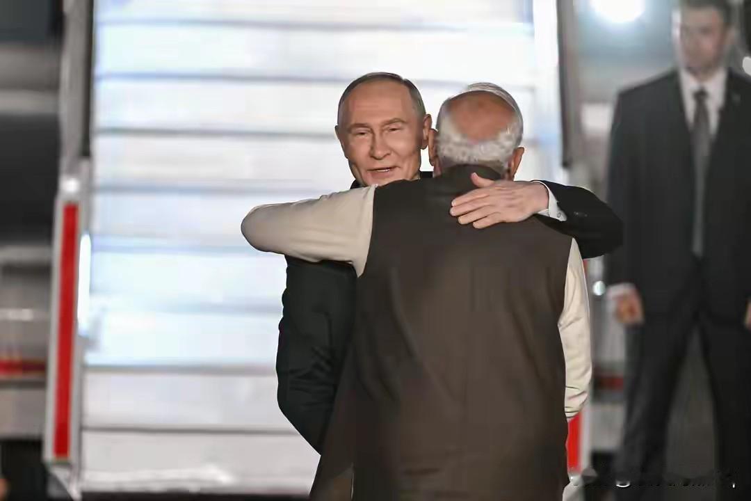 战略意义在哪里？
印度总理在新德里虽然在表面上盛情欢迎、并举行了国宴招待俄罗斯总