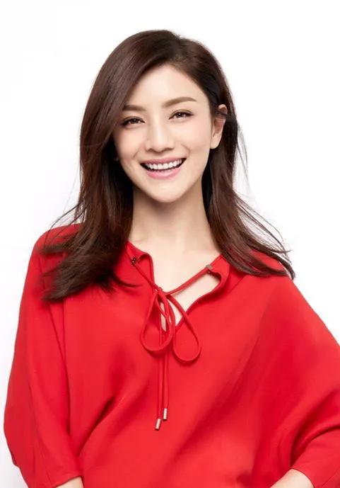 演员胡可:我第一天知道我怀老二的时候，我跟老大讲，安吉，你马上就会有一个弟弟妹妹