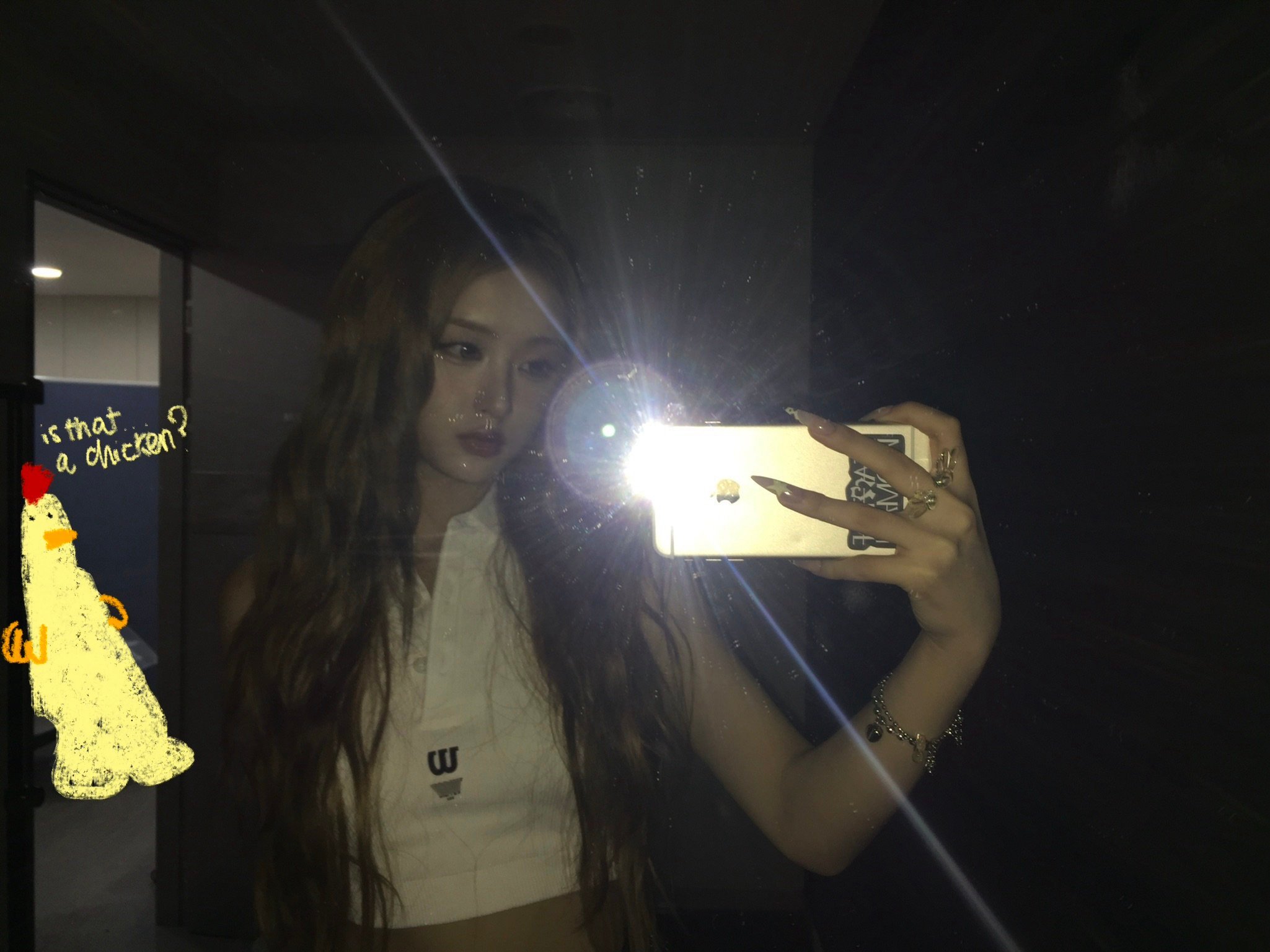 柳尹  🦋柳尹 语言天才 想你女神 