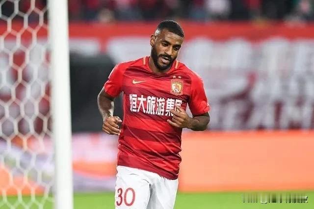 广州恒大功勋外援穆里奇宣布退役
目前已经是自由球员的穆里奇在在社交媒体上自宣正式