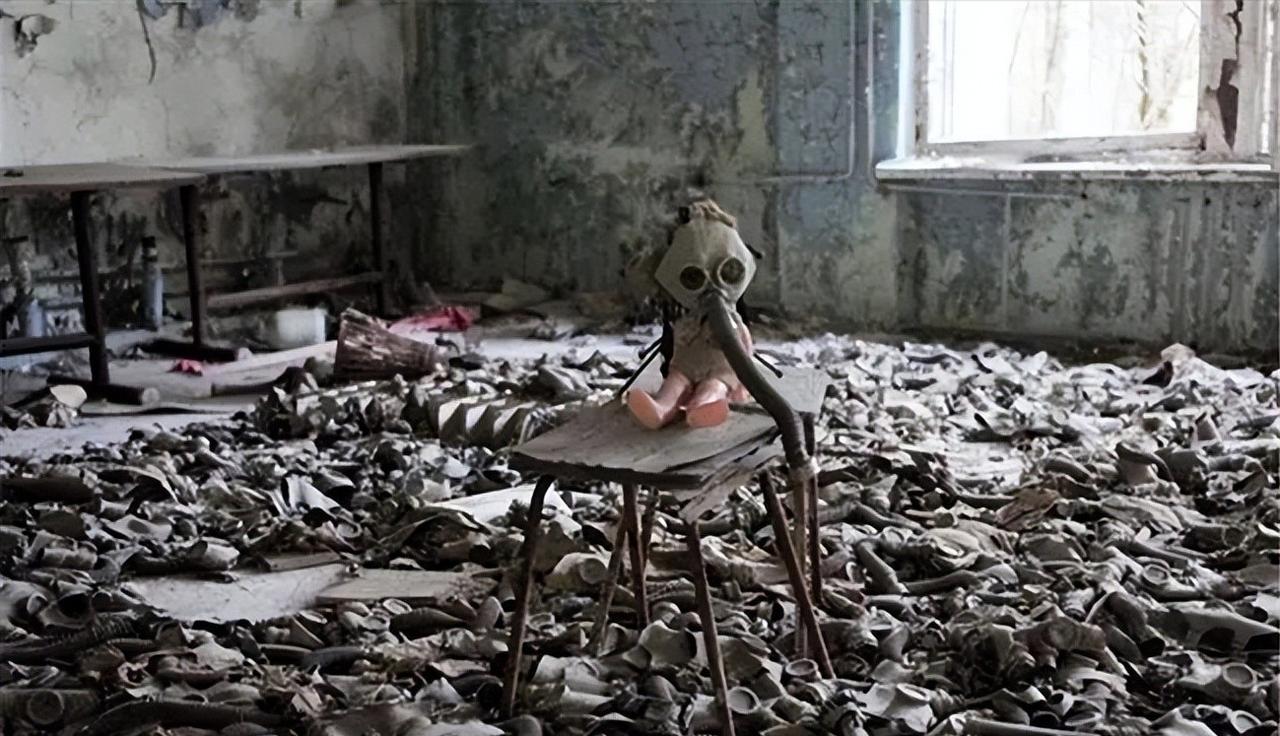 今天刚好迎来切尔诺贝利核灾难四十周年的时间节点，乌克兰各地同步启动多场线下纪念仪