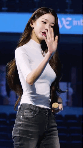 原来张元英不仅仅拥有大长腿！女生的高级气质 张元英 张元英身材绝了 什么样的女生