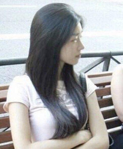 徐睿知｜高糊照片也是一堆清冷又高贵的像素….🎧 