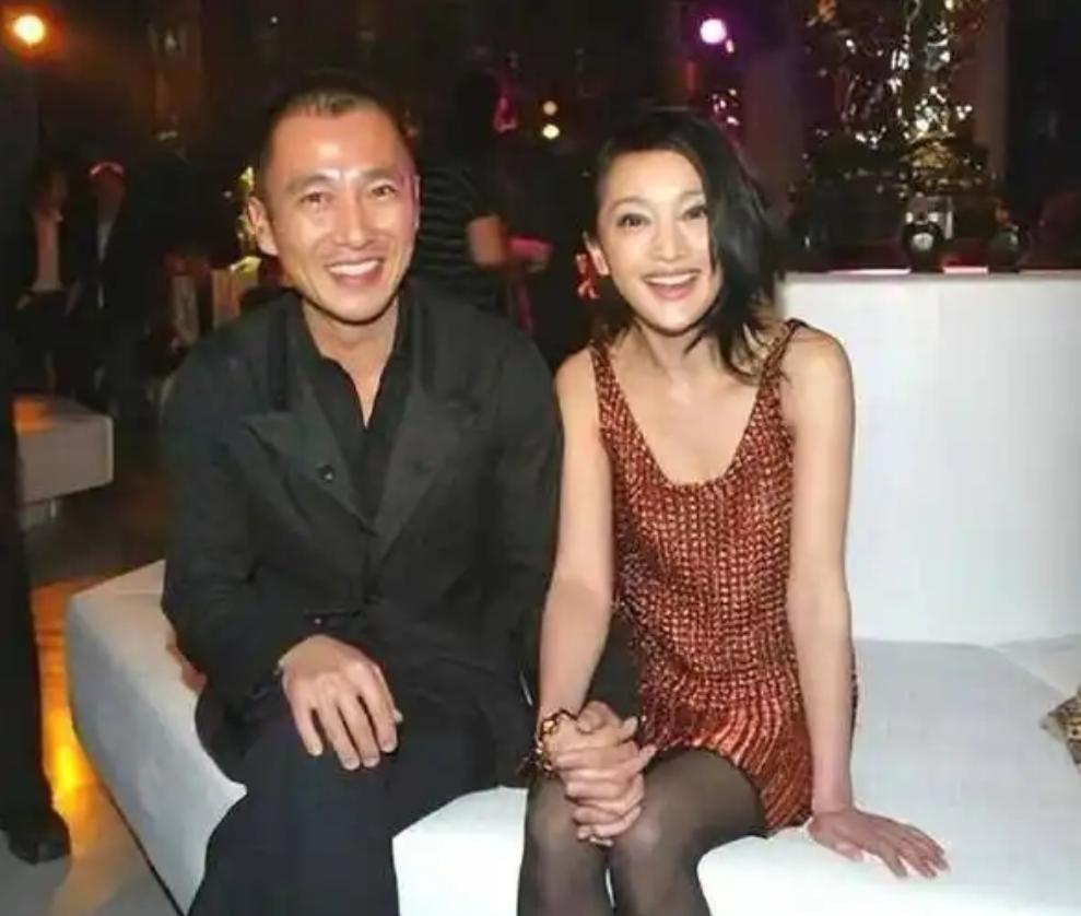 2009年，李大齐跟周迅分手后，被媒体追问两人分手原因，李大齐表示：“周迅是一个