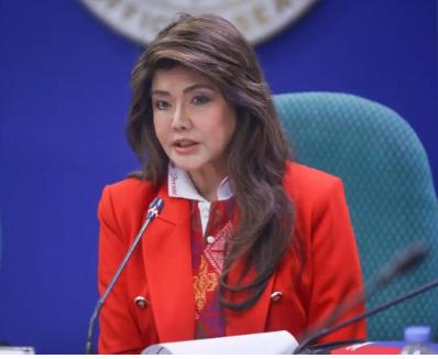 菲律宾真的是越来越魔幻了，马科斯的姐姐直接喊话国际刑事法院，凭什么把杜特尔特抓了