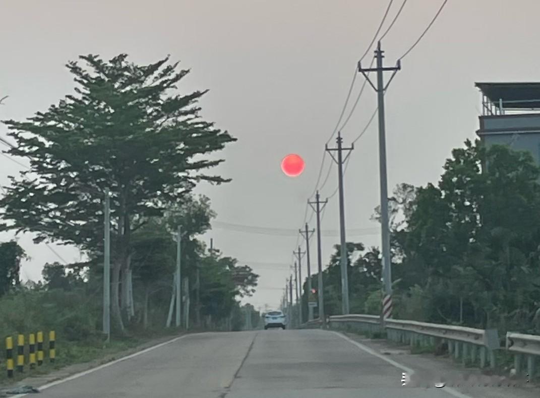 财富都是气血换来的。一定要少说话，把气血用在两件事上：赚钱，和休息。话说多了的累