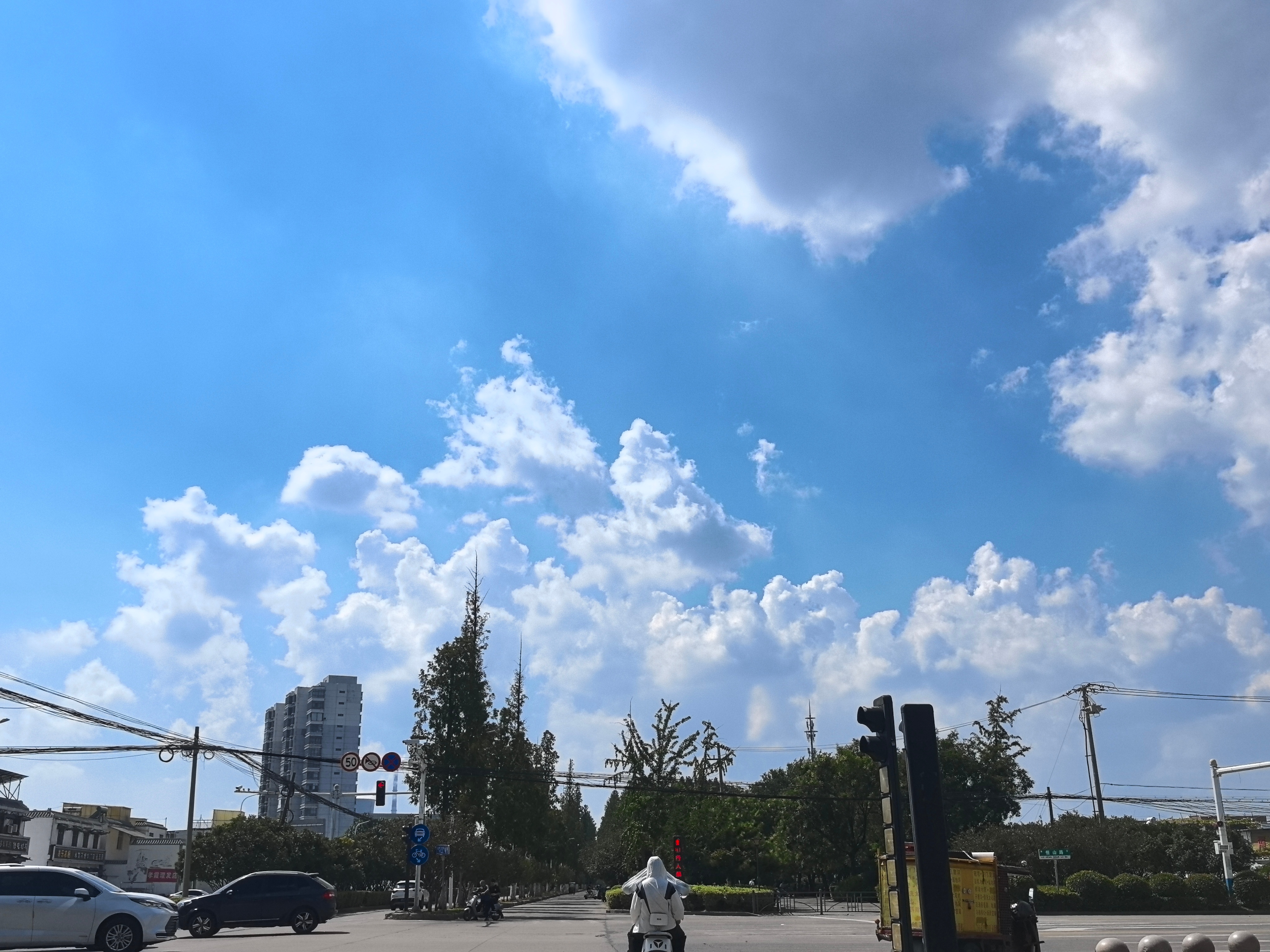 夏天就要被治愈就这样刚刚好 