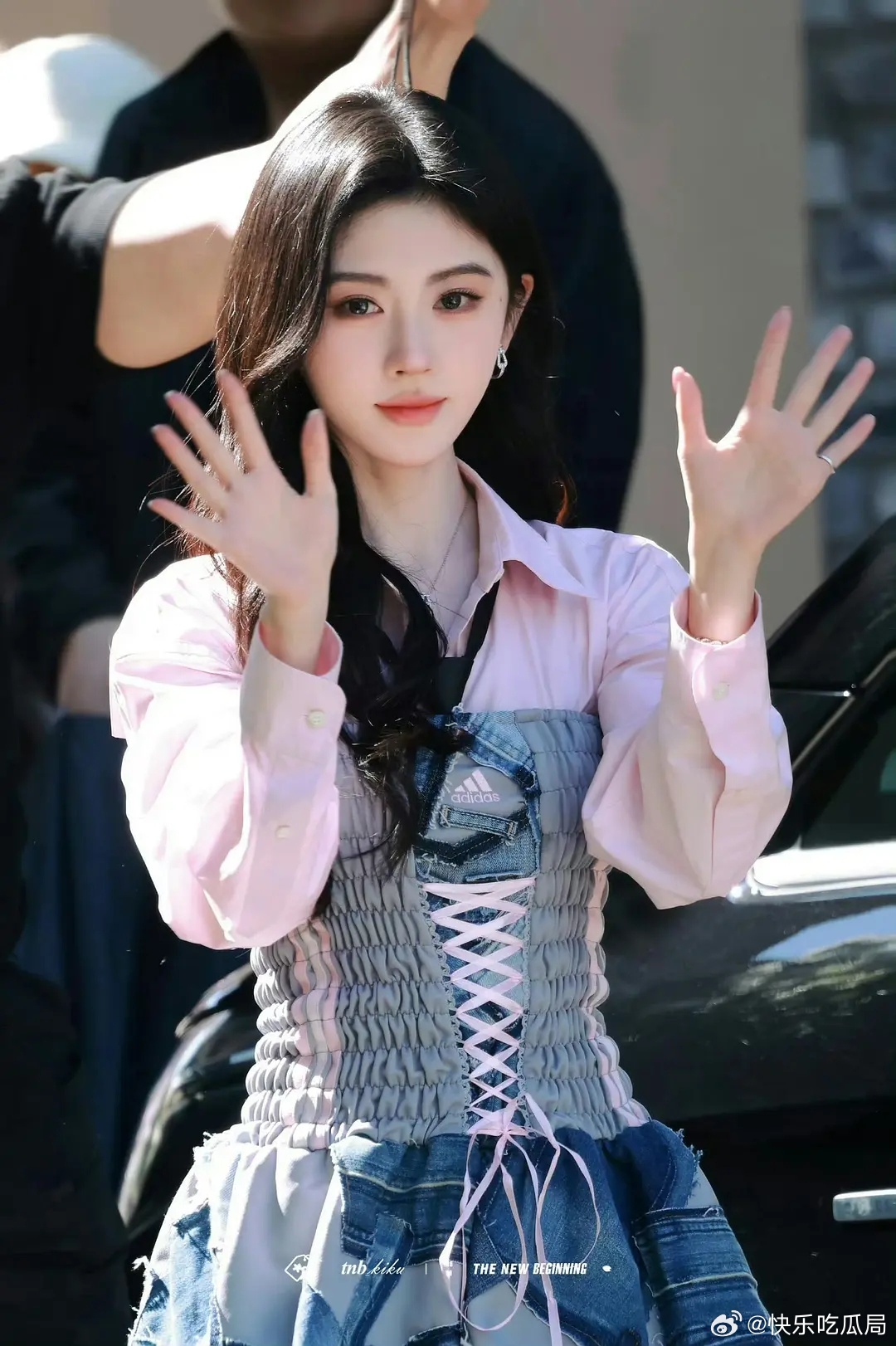 难道不是学窝田吗 我感觉鹿这个很像老田爱搞的造型 