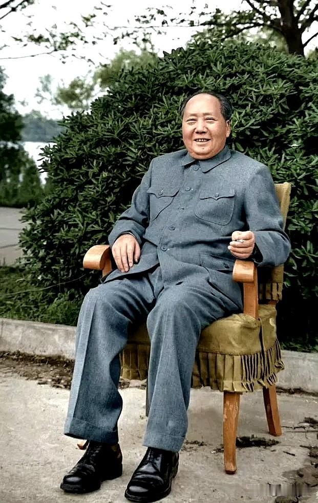 一组毛主席在江西期间的珍贵照片（高清修复），新中国成立后，毛主席曾20次前往江西