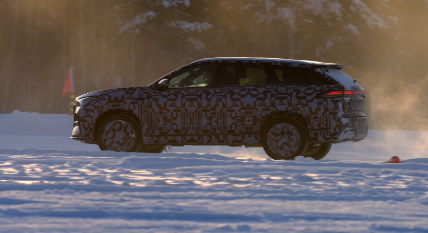 官方发布的瑞虎9测试视频来看，新车已经进入了极寒测试阶段，且能看到部分设计细节，