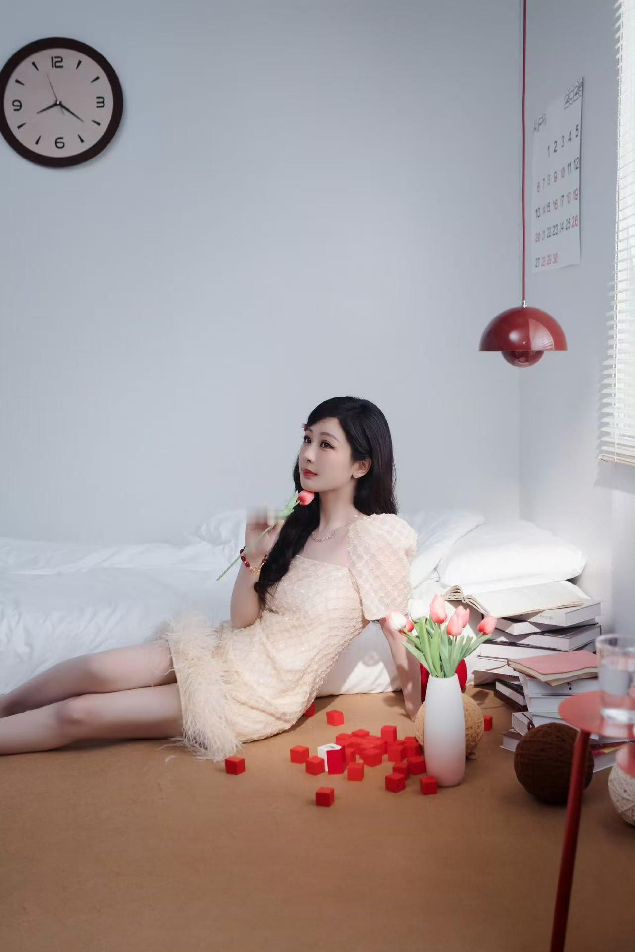 杨紫郁金香写真杨紫甜美写真杨紫郁金香写真，美的，