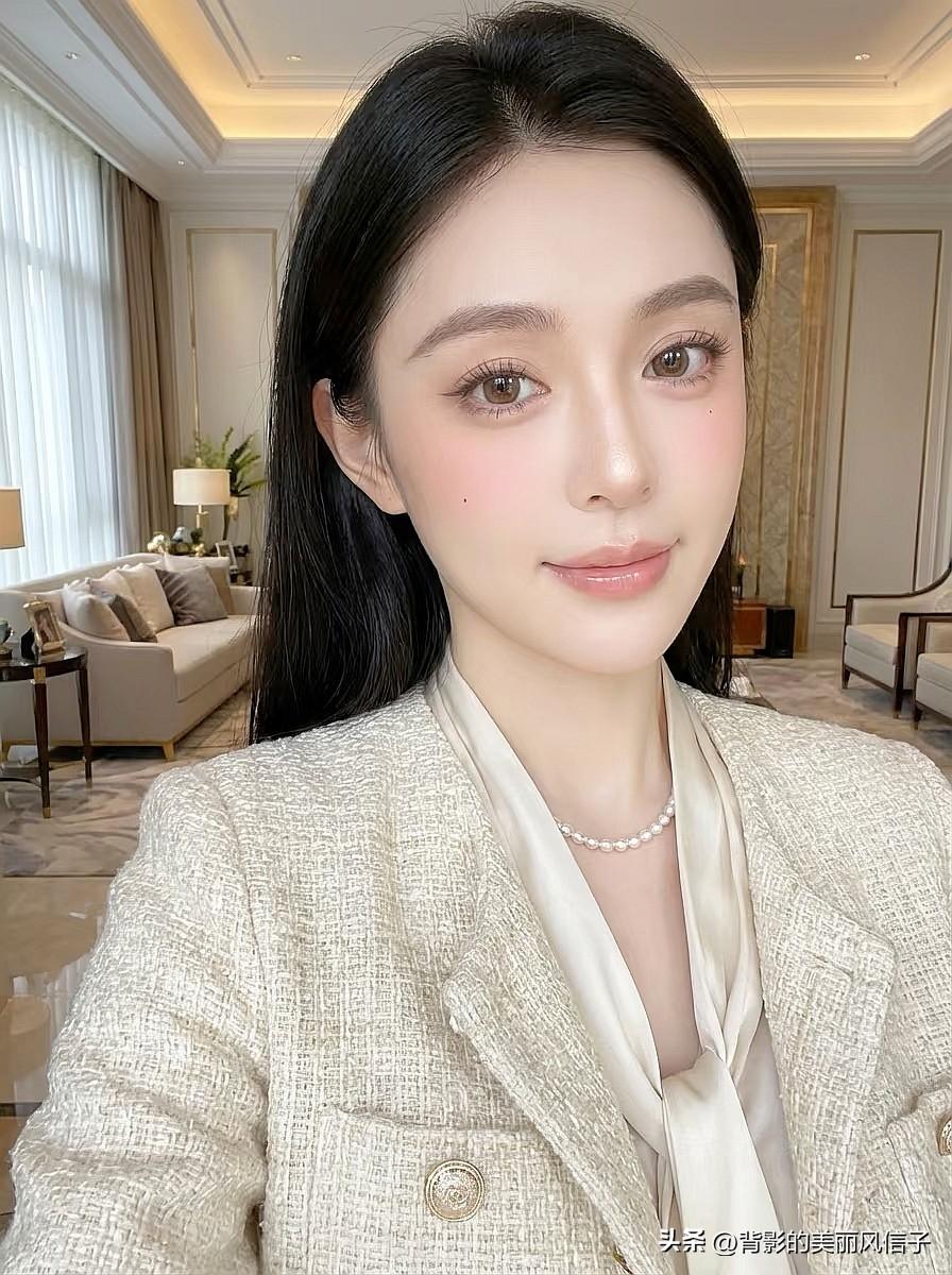 气质优雅的姐姐[害羞][害羞]