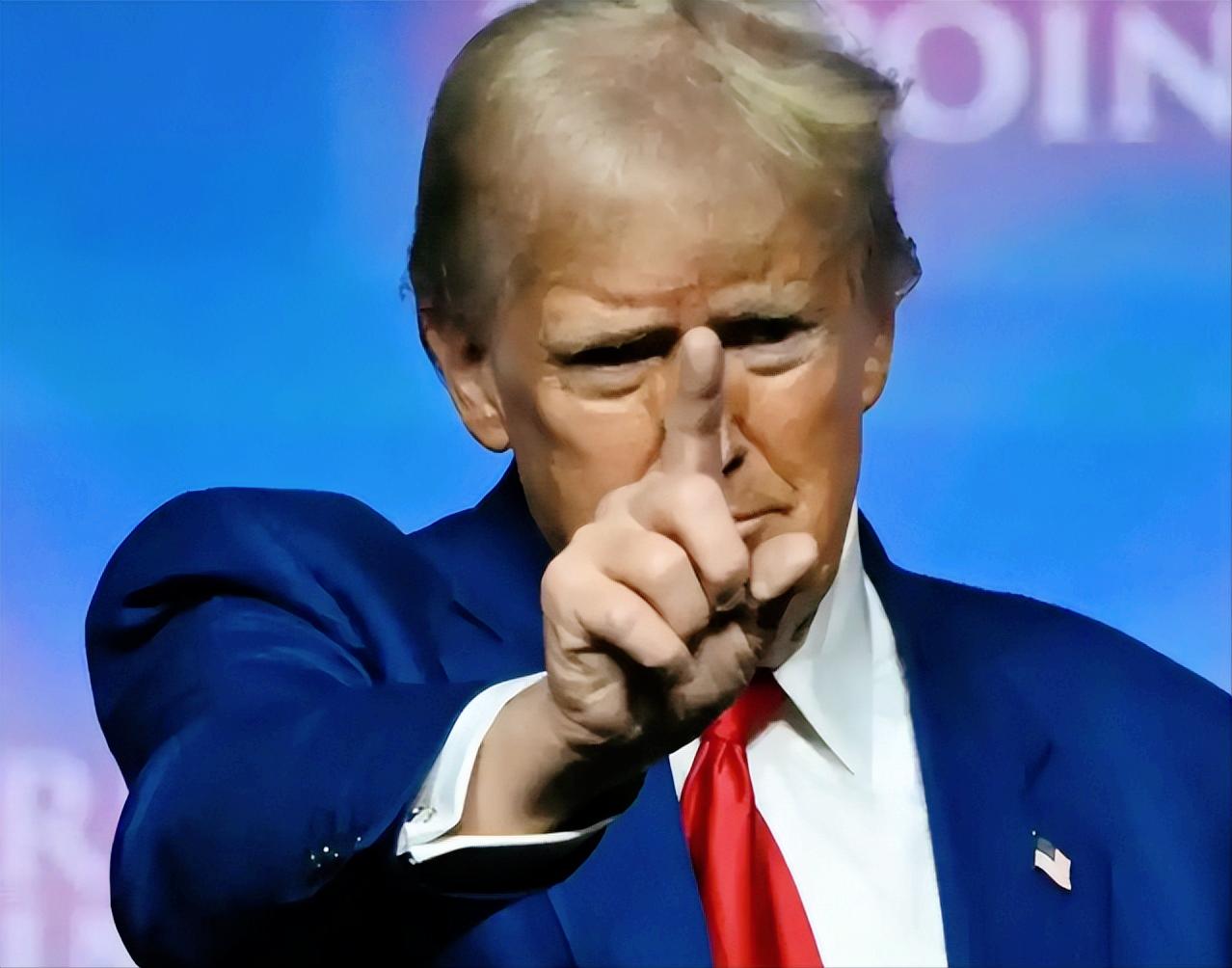 大反转！特朗普这次栽得太冤了。
 
谁能想到，他自己亲手挑的大法官，关键时刻居然