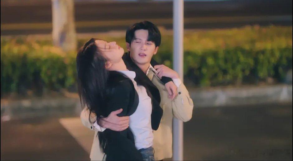高个儿女演员怎么解 