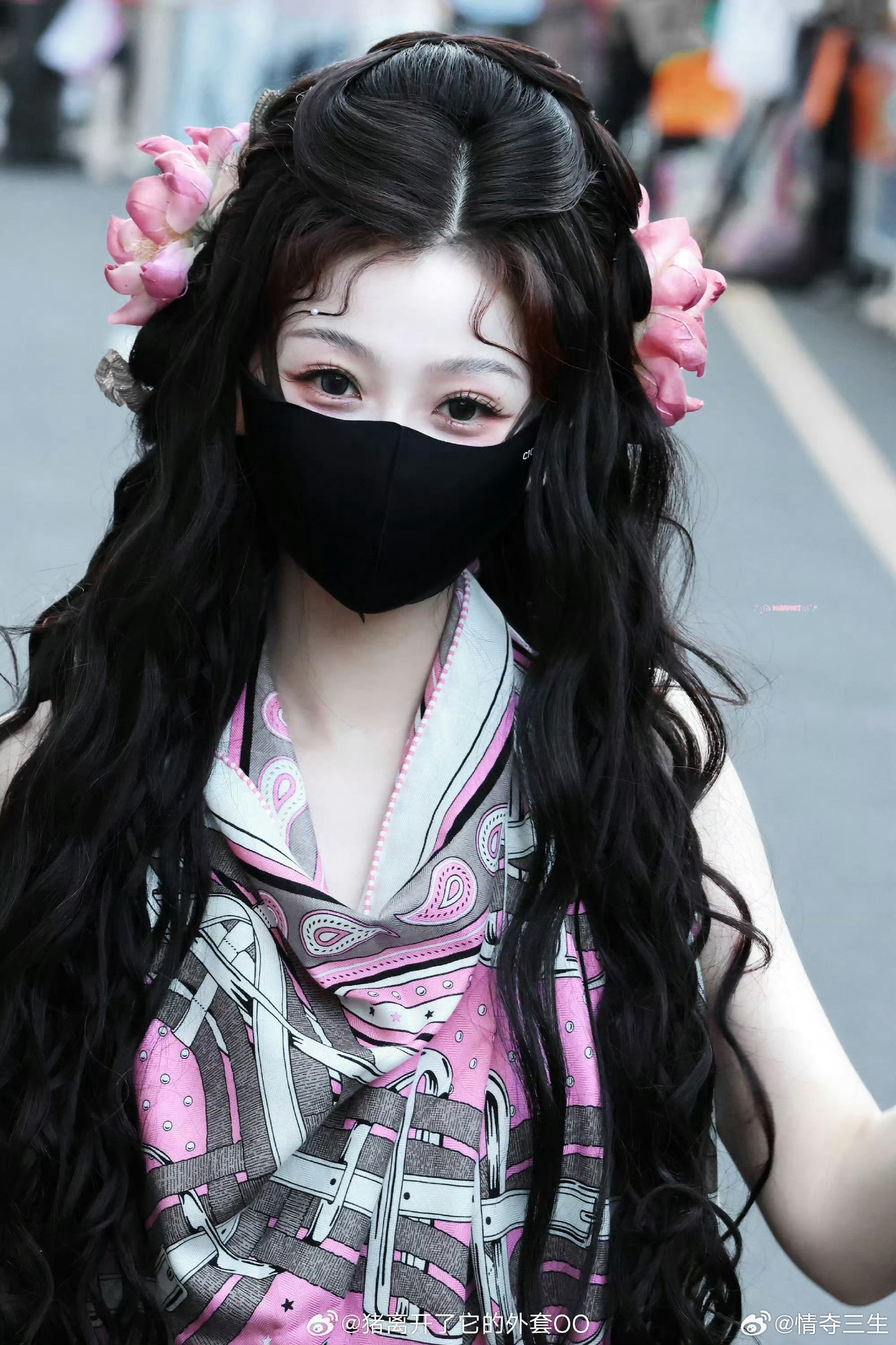 念相思妆造廉价感我不知道您们是怎么了 这廉价在？ 