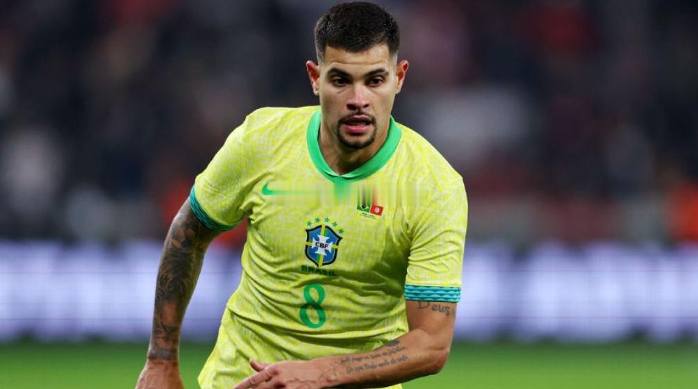 根据巴西ESPN的报道，巴西国脚中场吉马良斯在当地时间24日抵达里约热内卢，并且