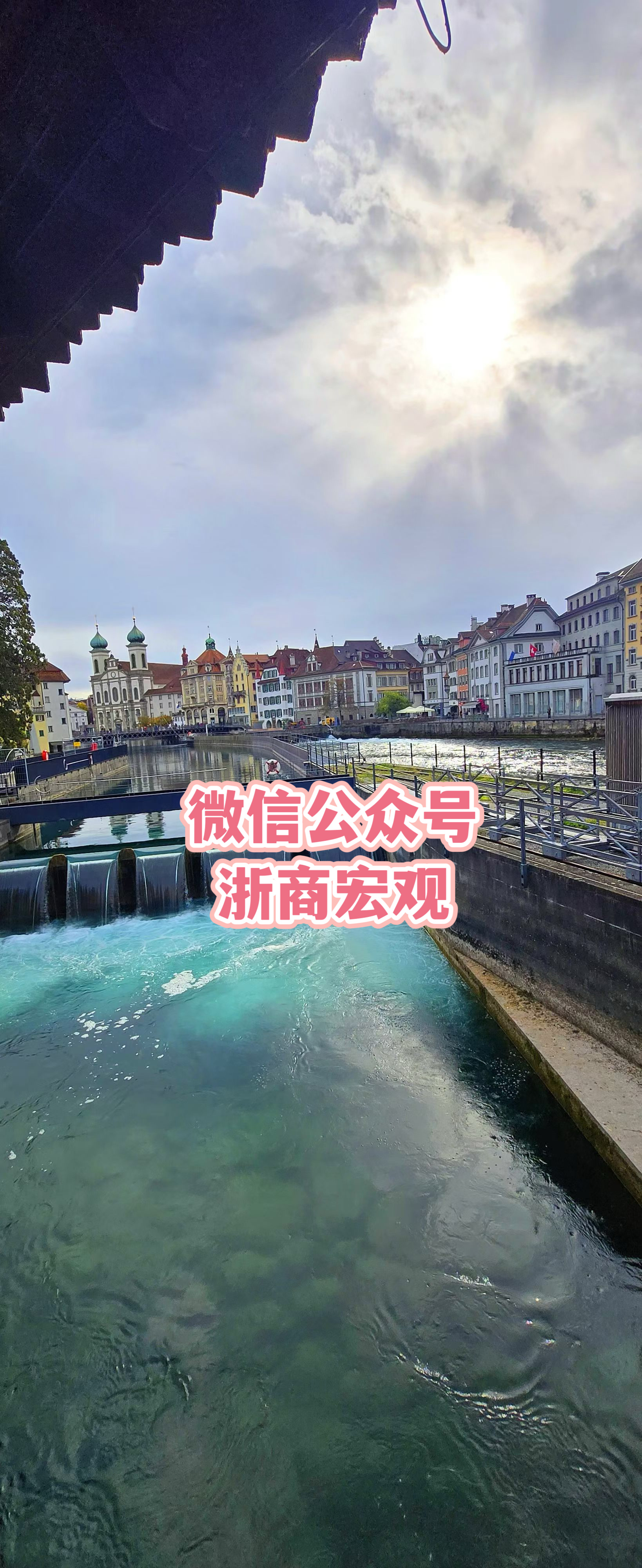 与某高校教师打球，他问我：“做投资，一只股票最多能接受下跌多少？”我回答：正常7