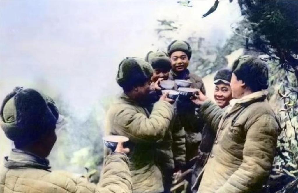 1951年10月，抗美援朝天德山阻击战战况惨烈。美军企图撕开我方防线，集结重兵推
