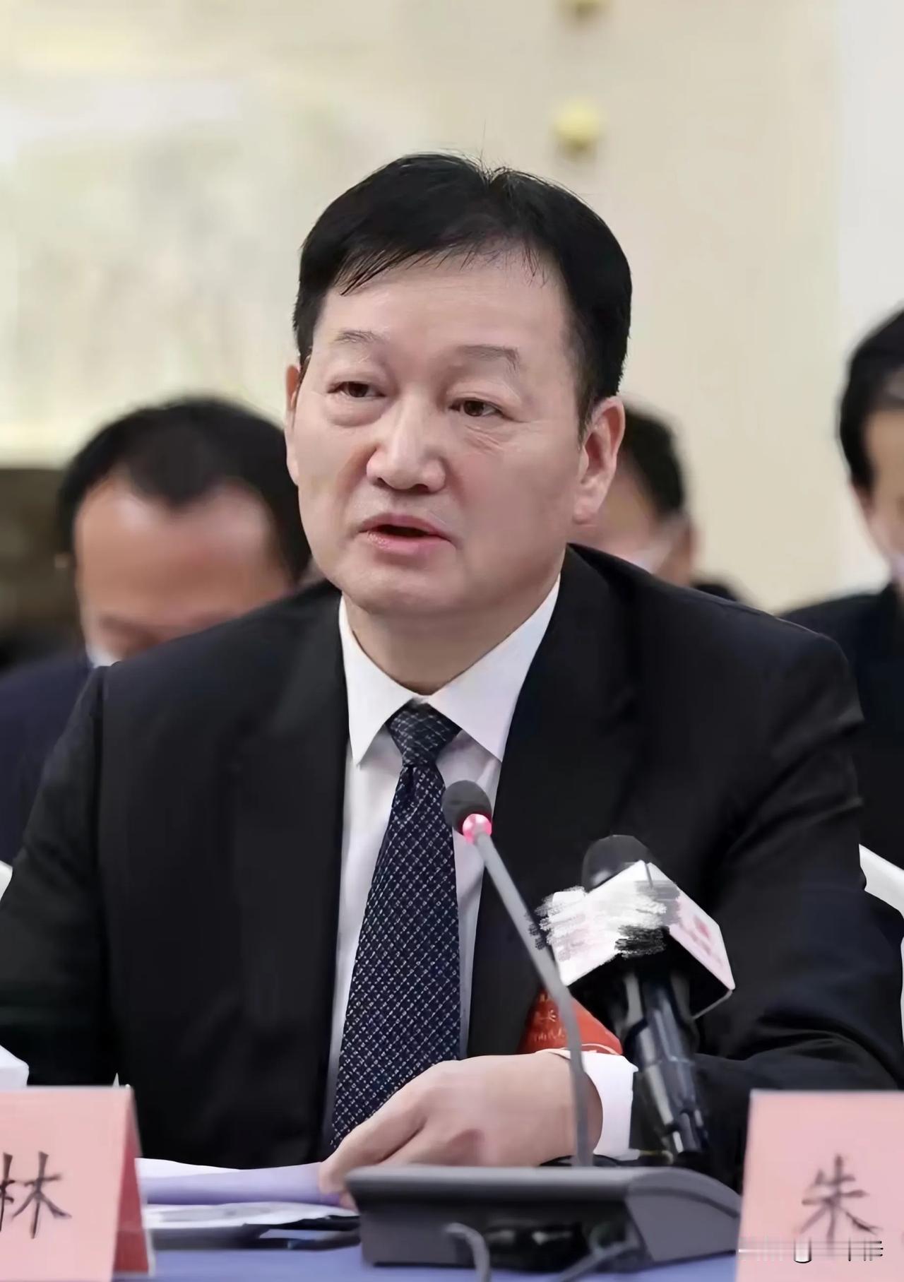 泡泡玛特王宁超，超越了牧原秦英林，成为“河南新首富”，如果较真来说，河南首富还得