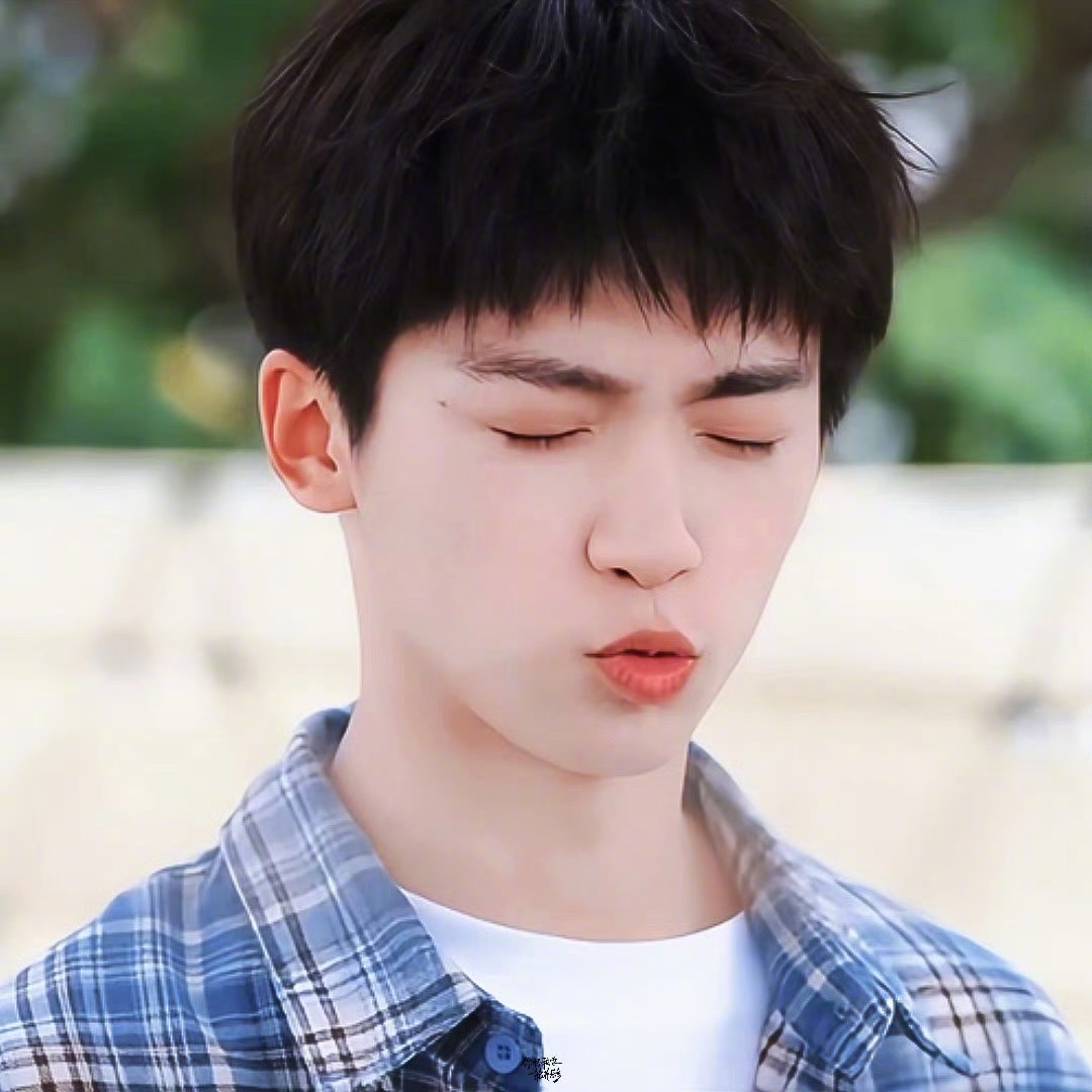 哈哈哈哈哈哈哈哈，梓渝你咋这么萌～ ​​​