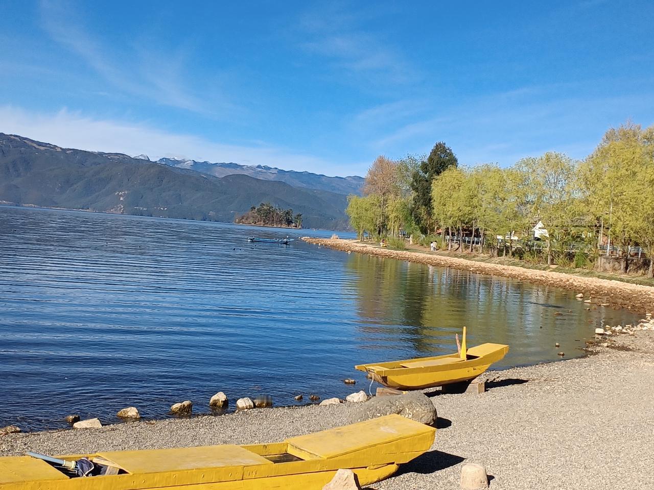 在云南一呆就是四十多天。
   从2月23号从广西进入云南境内，到今天上午4月4