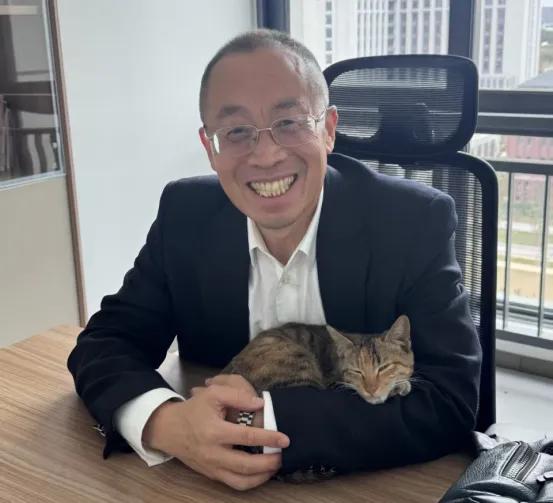 【跟人的生命相比，其他一切都那么渺小】据上观新闻报道，12月12日，上海交通大学