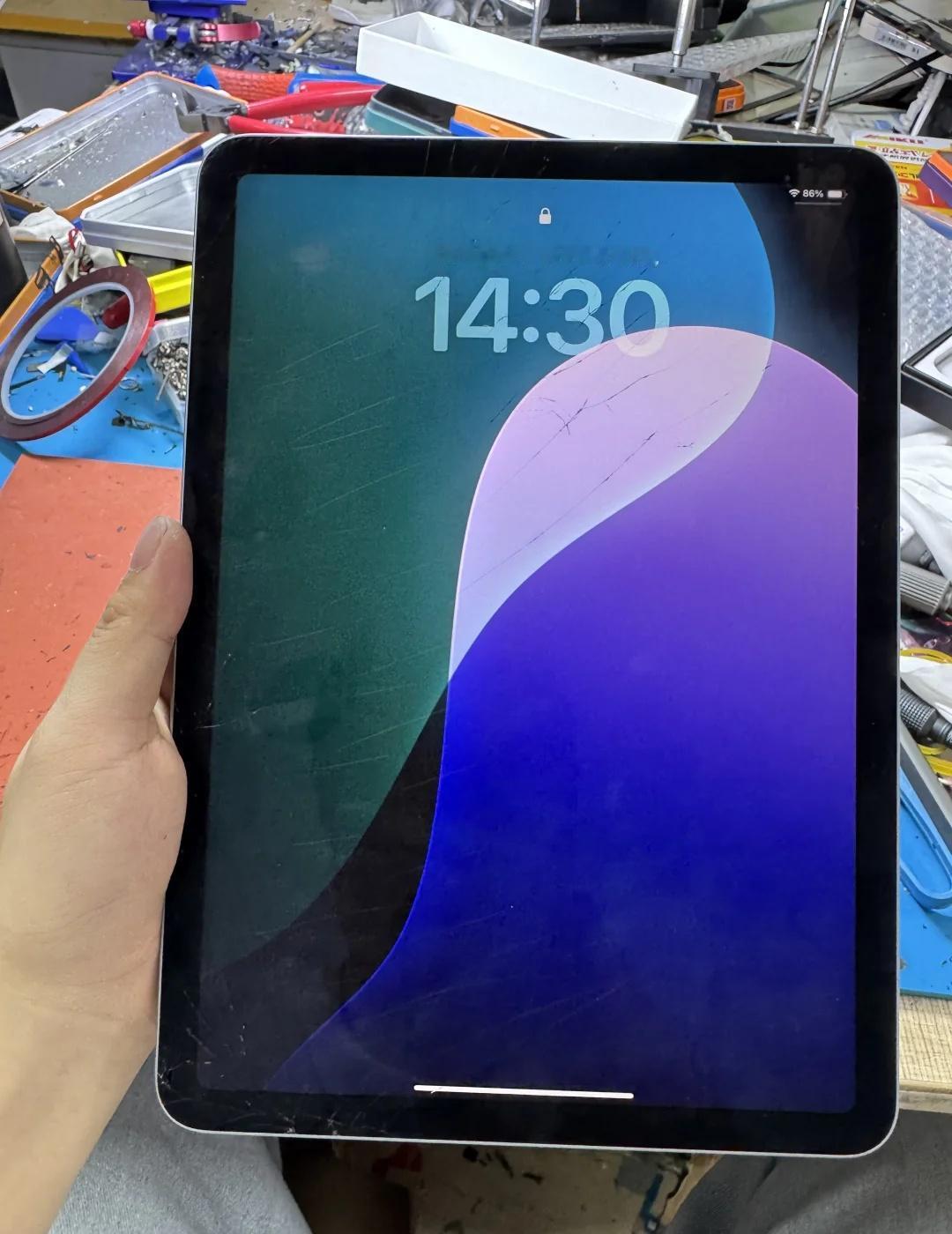 iPadpro11寸更换外屏！
北京专修碎屏 iPad碎屏 ipadpro碎屏 