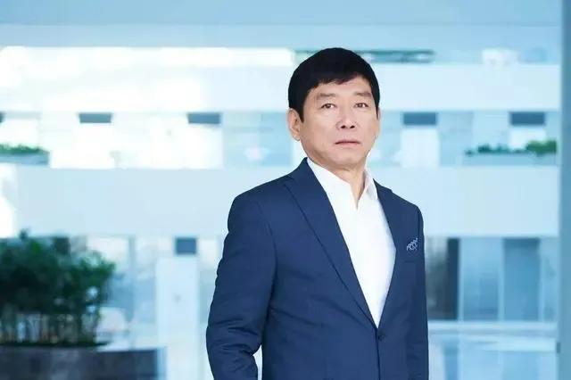 凭借独特的“魏氏眼光”，魏建军每每总能找寻到市场的蓝海，几乎踩准了每一个节点，一