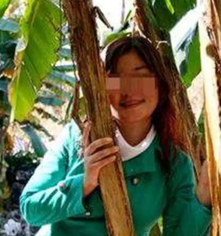 2002年，一个武汉女大学生被老师追问，是否跟黑人留学生发生过关系。女生羞愤不已